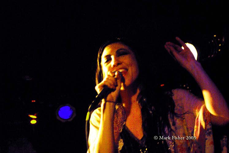 NICO VEGA Live in New York © Mark Fisher