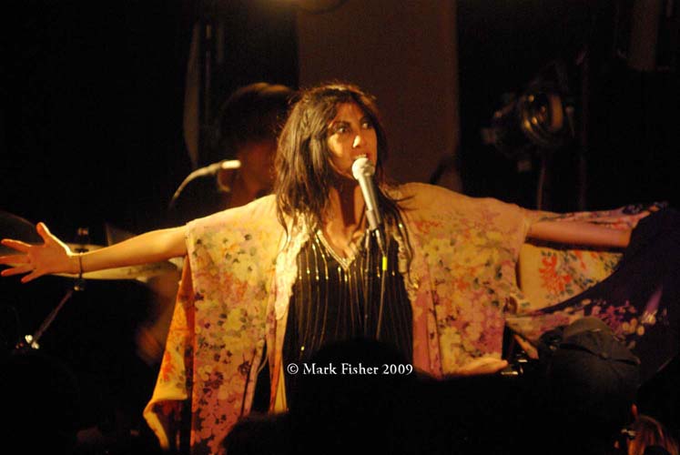 NICO VEGA Live in New York © Mark Fisher