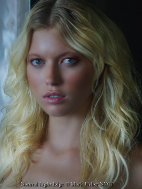 Mixed Daylight And Shadows For The Edge