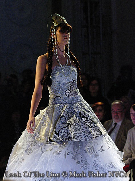 Look Of The Line © Mark Fisher NYC1-0404